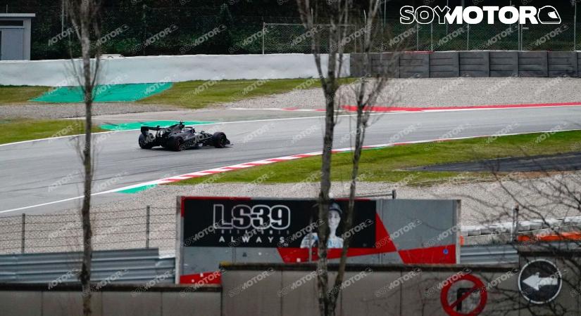 Pályán az Aston Martin új F1-es autója!