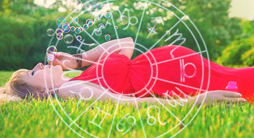 Horoszkóp: ennek a 3 csillagjegynek 2026-ban gyermeke születhet – Vajon te is köztük vagy?