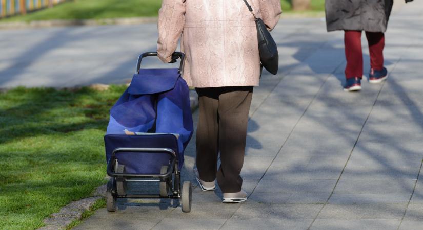 Ezt fontos tudni a 13. és 14. havi nyugdíjról