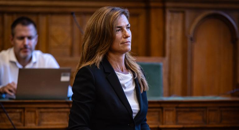 Egyre jobban megy Varga Juditék bútorgyártó cége, új helyszínen nyitottak fióktelepet