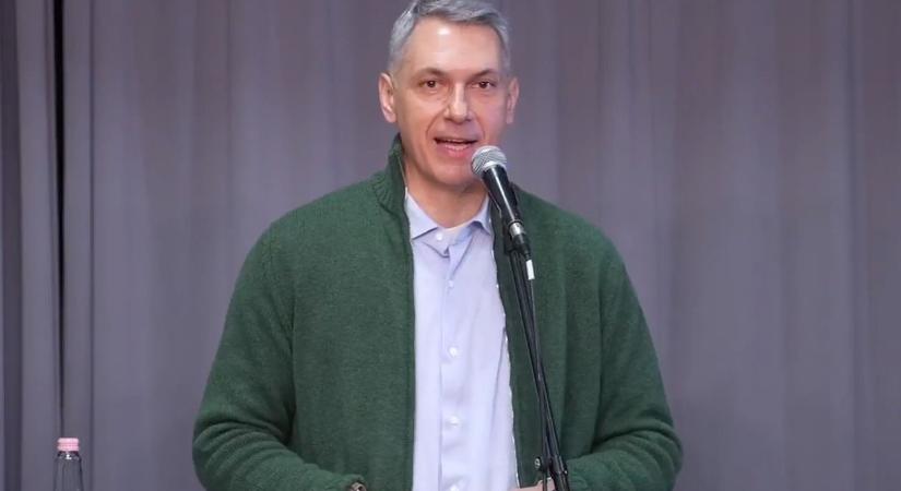 Lázár János: Magyar Péter akarja kijátszani a cigánykártyát a Rózsadombról