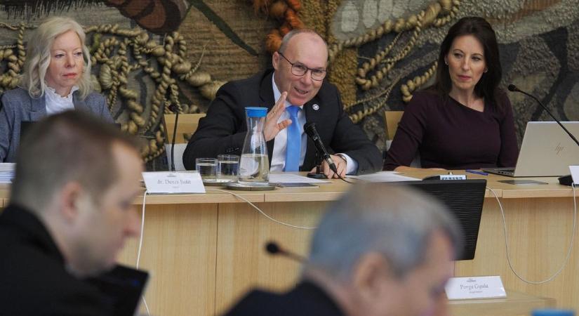 Kiderült, mikor lesz újra látogatható a veszprémi várnegyed (galéria)