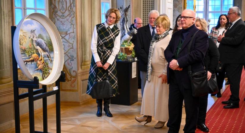Győrbe érkezett a 200 éves Herendi Porcelán jubileumi kiállítása - fotók