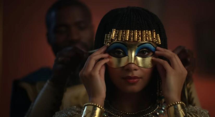 Millió rajongó várt erre, a Netflix sikersorozata bombaként robbant az új évaddal, a fordulatoktól mindenkinek elállt a szava