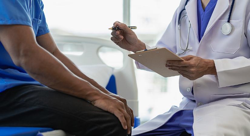 Kőnig doki figyelmeztet: ki kell rángatni a veszélyzónából a betegeket