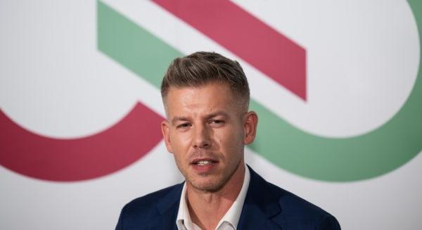 Magyar Péter: „A cigányok magyarok ellen uszításáról, káoszról és a faji kártya kijátszásáról ordibált a batidai tolvaj”