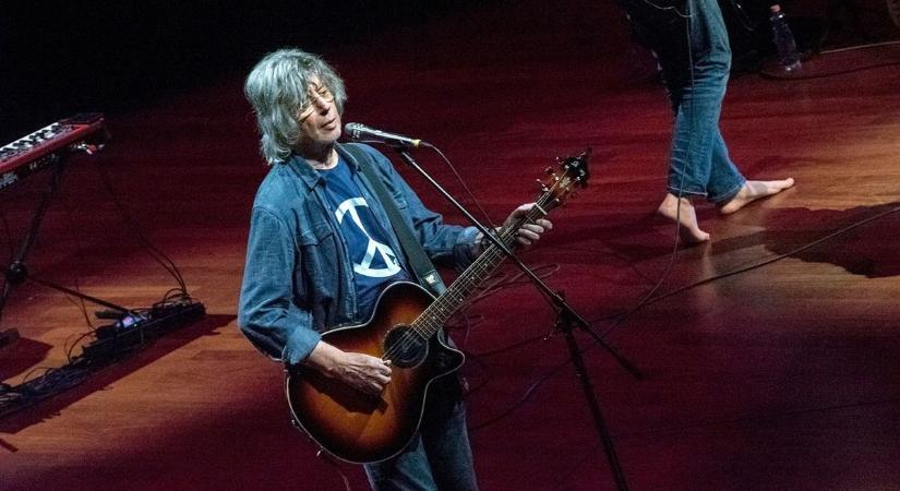 „Nagy bajba kerülnek, ha ennek egyszer vége lesz” – sejtelmes üzenetet küldött Bródy János