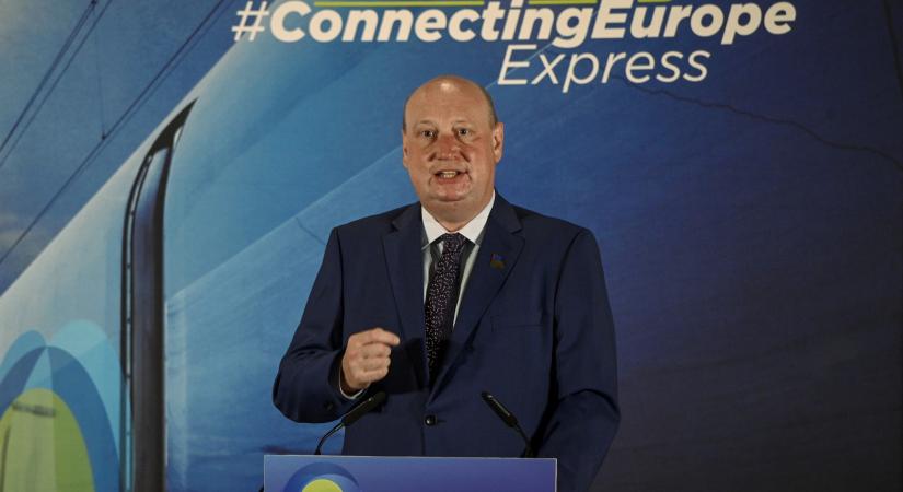 Korrupciós ügybe bukott bele az Európai Bizottság nagykutyája