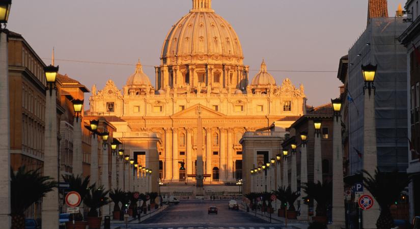 Bisztró nyílhat a Szent Péter-bazilika tetőteraszán