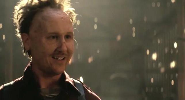 Az a helyzet, hogy Thaddeusra sokkal rosszabb sors vár a Falloutban, mintsem, hogy ghoullá változzon