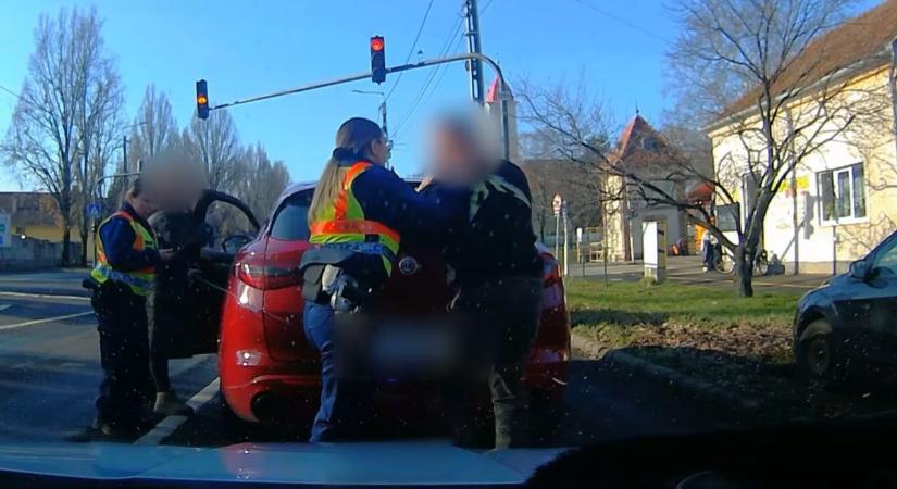 Két rendőrnő vert bilincsbe egy ámokfutót Békéscsabán – videó