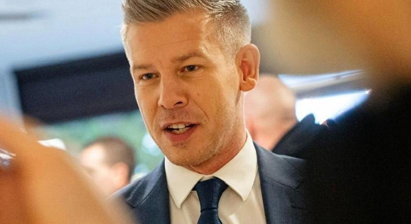 Egymás szavába vágva szidják a rezsicsökkentést Magyar Péter szakértői – a napnál is világosabb a céljuk