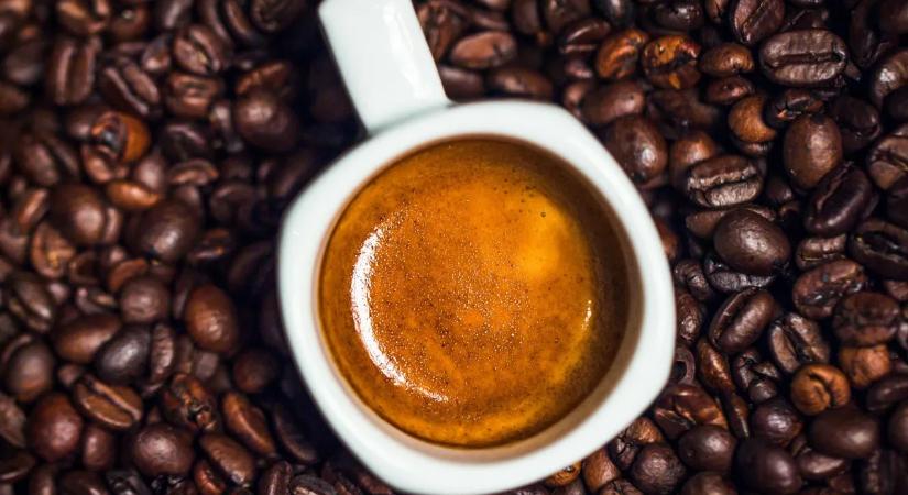Mikor válik ártalmassá a koffein? Ennyi kávét ihat meg naponta biztonságosan