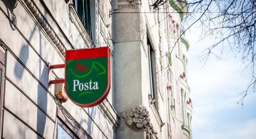 Megkezdte a Magyar Posta a kézbesítést – 7,6 millió magyart érint