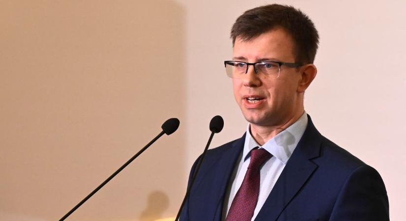 Bóka János: Brüsszel ránk erőltetné a migrációs paktumot