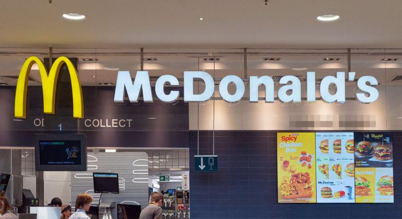 Kiürítették a győri Mekit, ezért zárt be a gyorsétterem