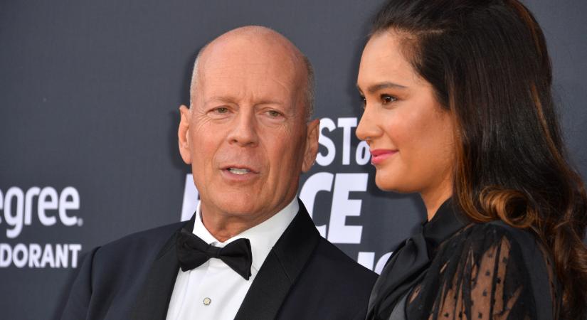 Bruce Willis nem tudja magáról, hogy beteg