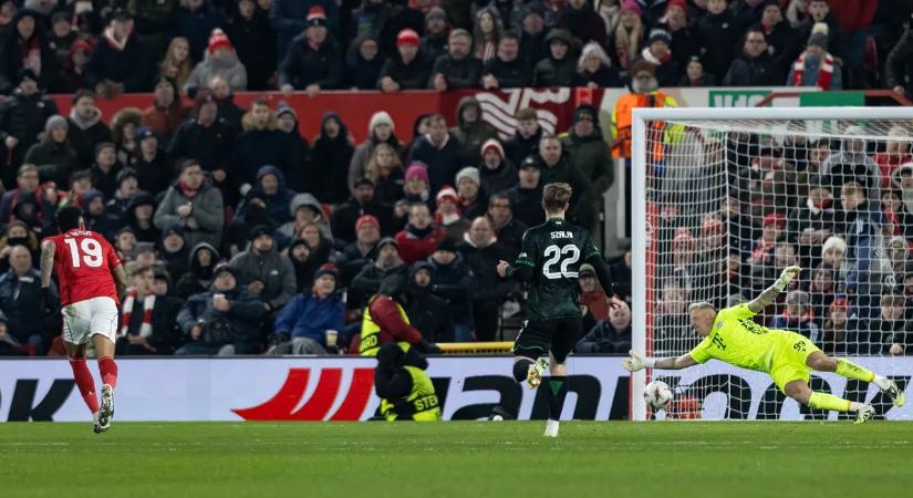 Négygólos vereséget szenvedett a Ferencváros Angliában, a rájátszásban folytatja februárban