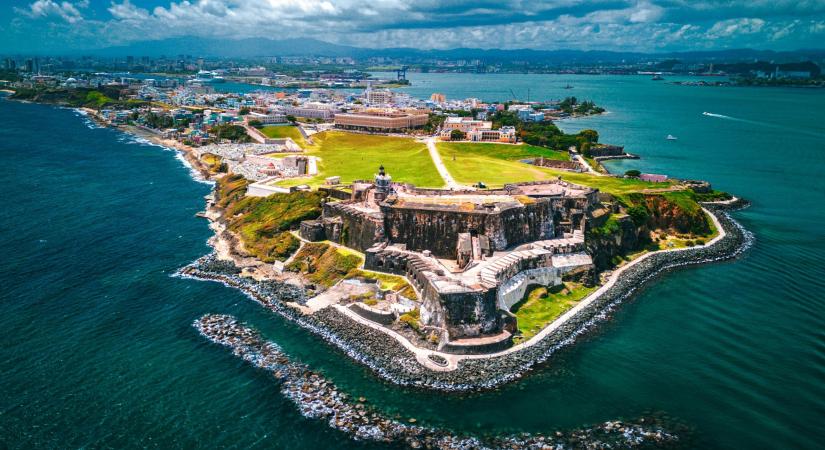 Mondunk egy országot, melyik sziget tartozik hozzá?