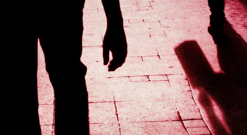 Fordulat a képzőművészetis R. ügyében, már az ügyészség szerint is erőszak lehetett