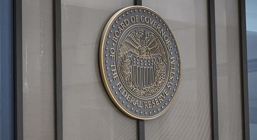 Az egész világ azt találgatja, kit jelöl Trump az amerikai jegybank következő elnökének, beszakadt az arany és az ezüst árfolyama