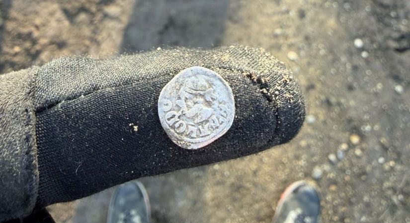 Régészeti szenzáció Szigligeten: előkerültek az őskor és a rómaiak nyomai (galéria)