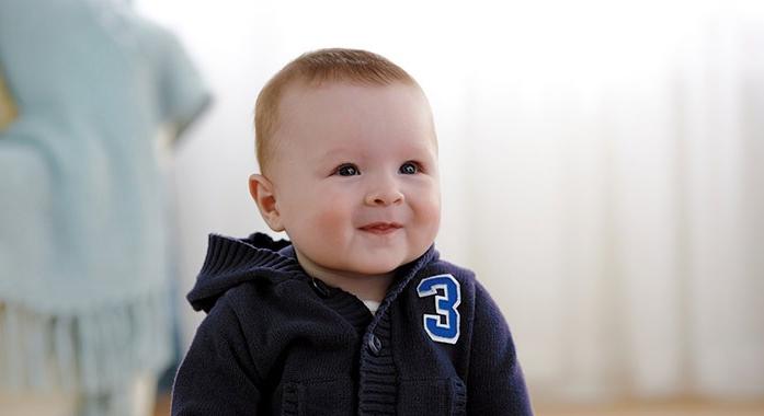 Mennyi az ideális súlygyarapodás? Így változik a gyerekek súlya az első három évben