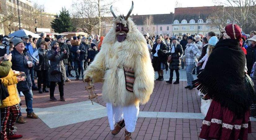 A főtéren riogatják majd az embereket