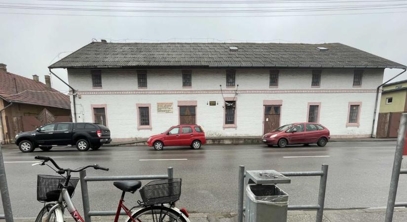 Visszavásárolják Mórahalom ikonikus épületét – új szerepet kap a malom