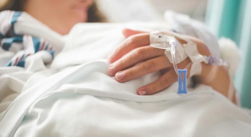 „Hirtelen tüzet láttam” – Felébredt kómájából a svájci tűzvész fiatal túlélője