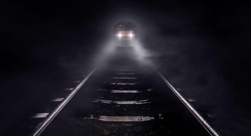 Elgázolt egy embert a vonat Győrben - frissítve