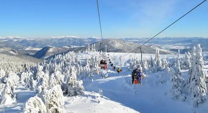 Turistákat kerestek a Drahobrat síközpontban