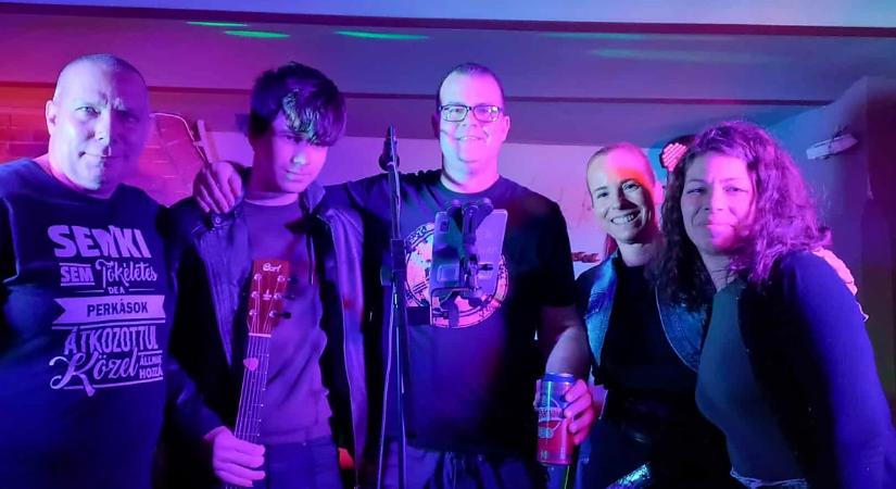 A Beatles dalairól sem kell, hogy lemondjanak a debreceniek