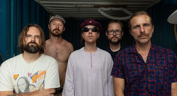 Kontrol alatt nő a káosz – új EP-vel rúgja be ajtót a The Barbarians of California