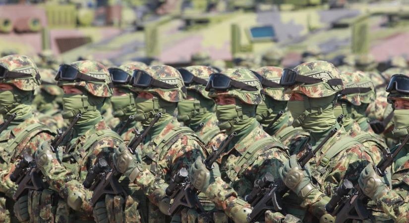 Szerbia bevezeti a kötelező sorkatonai szolgálatot