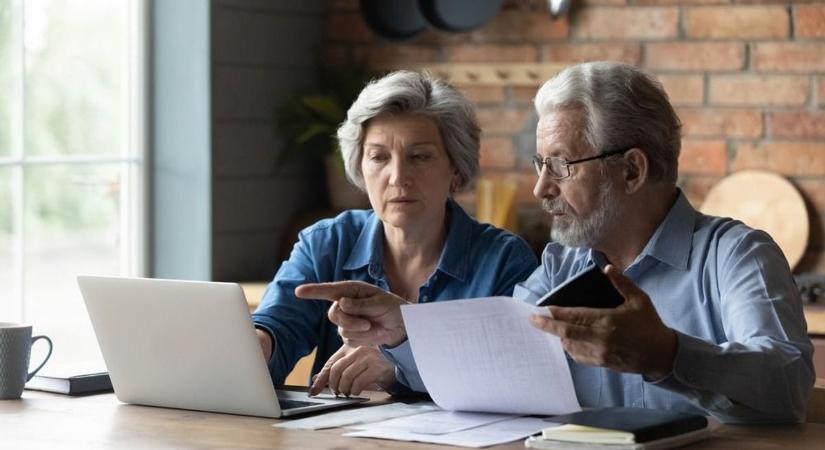 Napokon belül érkezik az extra nyugdíj: mutatjuk, mert változás van
