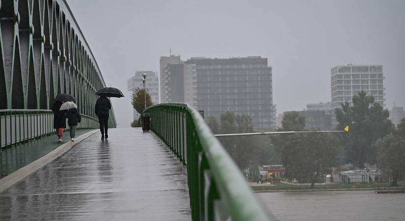 Szakadó eső és hó pénteken