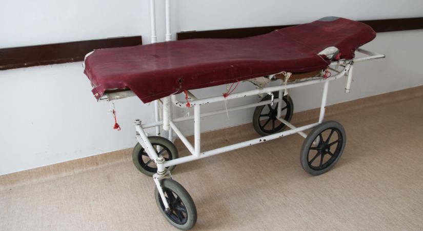 Tömegével mondanak fel az orvosok ebben a budapesti kórházban: dühöngenek, akik maradtak - mi lesz így a betegekkel?