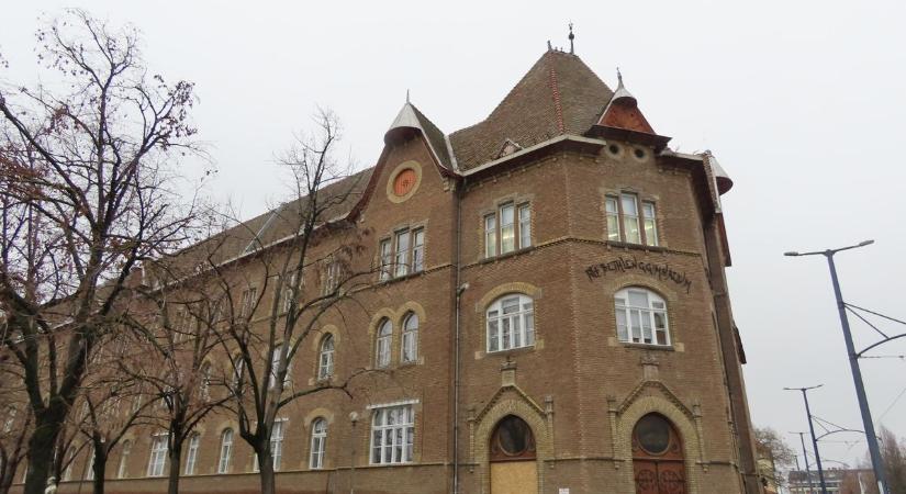 Több tízmillió forintból újul meg a Bethlen gimnázium egyik legfontosabb része