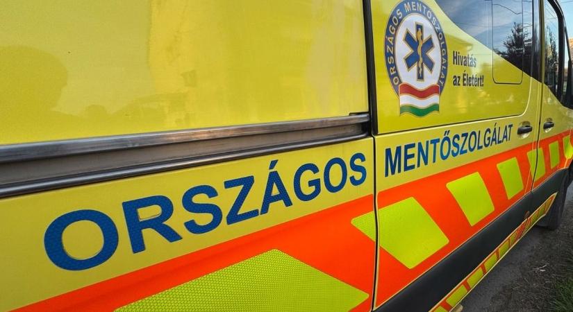 Drámai életmentés az iskolában: hétéves kislány esett össze, tanárok és mentők küzdöttek az életéért