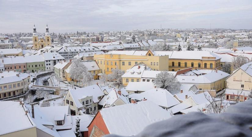 Fürdők, borvidék, történelmi látnivalók: Eger stabil helye a hazai turizmus élmezőnyében