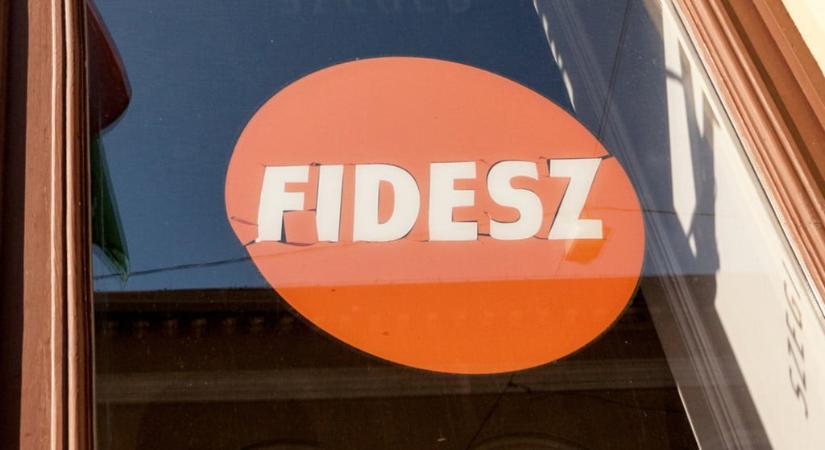 A 444 megtalálta, hol gyártják a fideszes kamuprofilokat Budapesten