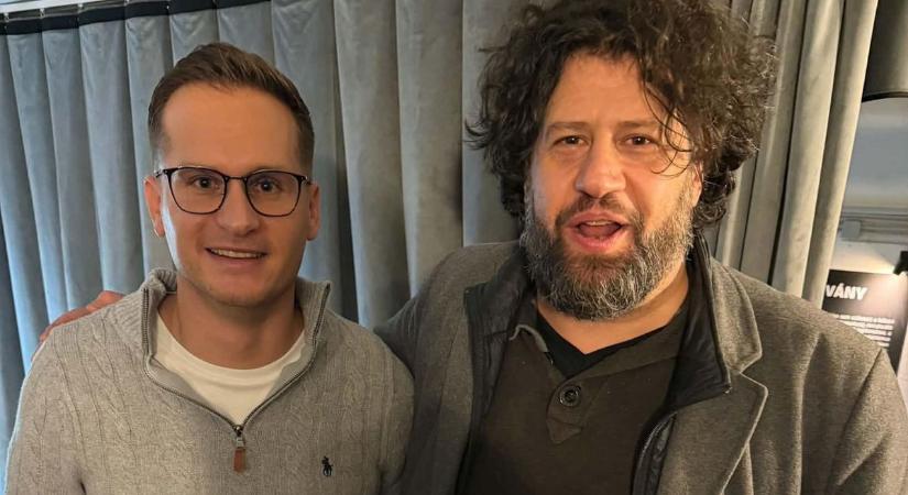 Akkor a zsupérista banda gyárthatja erről is a mémeket