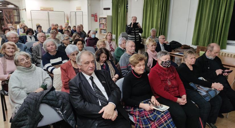 Krasznahorkai prózája a valóság fölöttiről szól