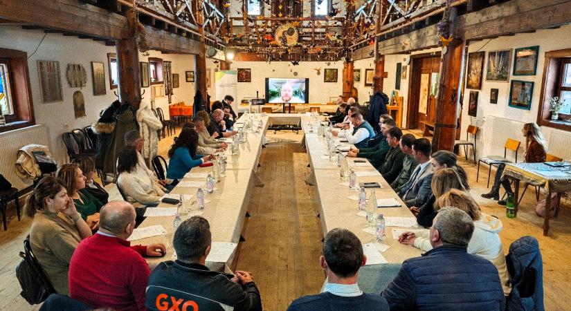 Szakmai egyeztetések Hargita megyében – középpontban a „lassú turizmus”