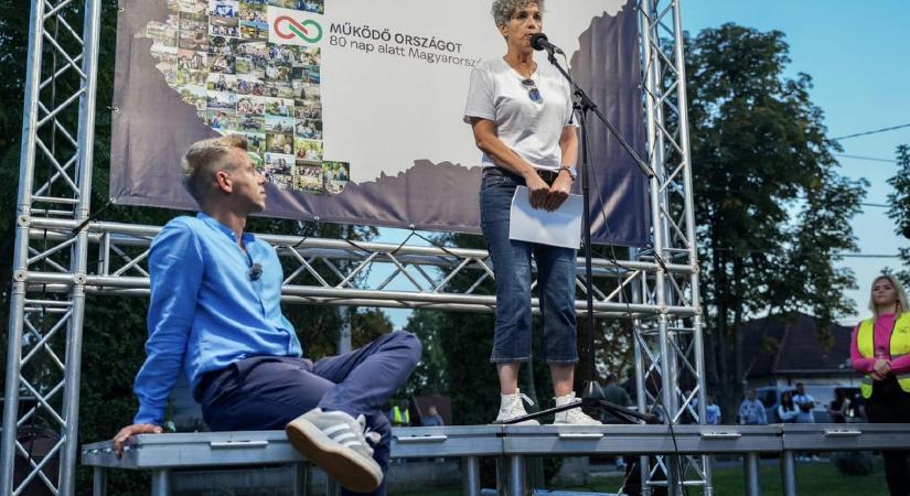 Bódis Kriszta hivatalosan is felveszi az írói álnevét, így szerepel majd a szavazólapon is