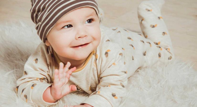 Több mint háromezer gyermeket anyakönyveztek tavaly Marosvásárhelyen – Megvannak a legnépszerűbb nevek is