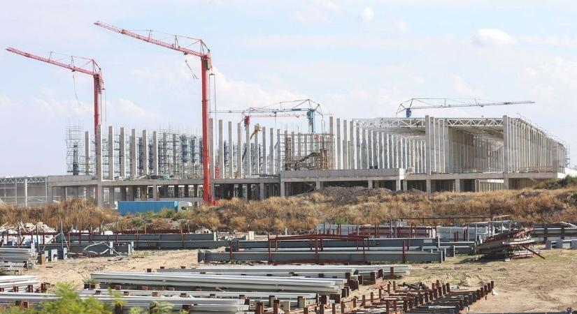 Elindult a próbagyártás: már közel ezren dolgoznak a BYD szegedi üzemében