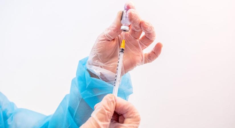 A koronavírus elleni védőoltástól nem csökken a termékenység