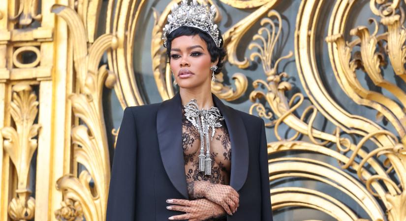 Ki öltözött túl mindenkit? A párizsi Haute Couture divathét világhírű stíluskirálynői